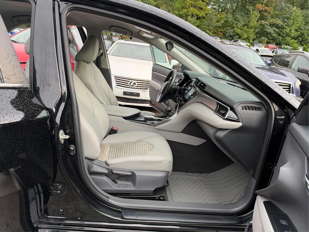 2020 Toyota Camry - $15,995