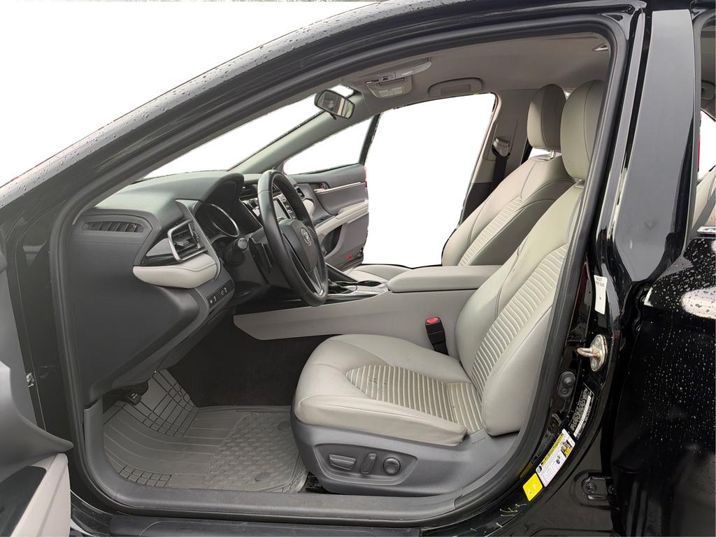 2020 Toyota Camry - $15,995