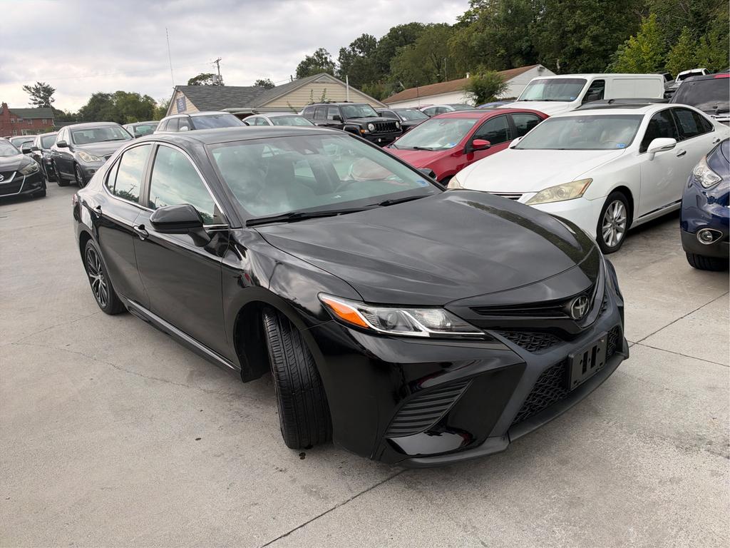 2020 Toyota Camry - $15,995