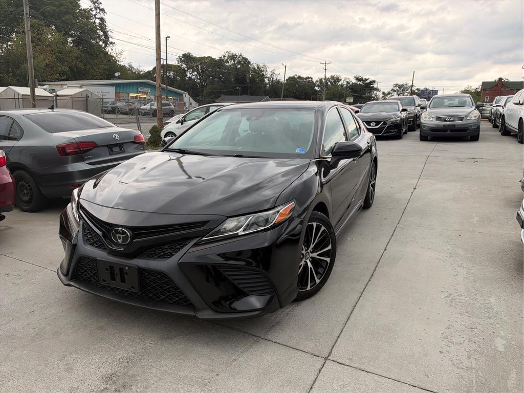 2020 Toyota Camry - $15,995