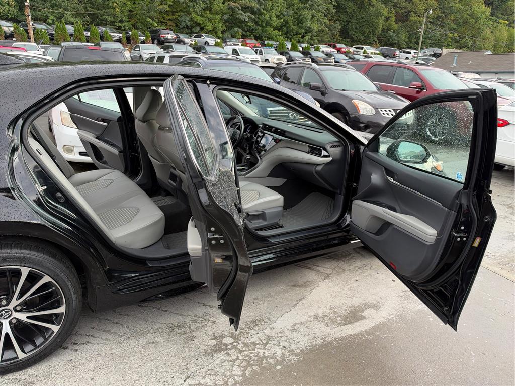 2020 Toyota Camry - $15,995