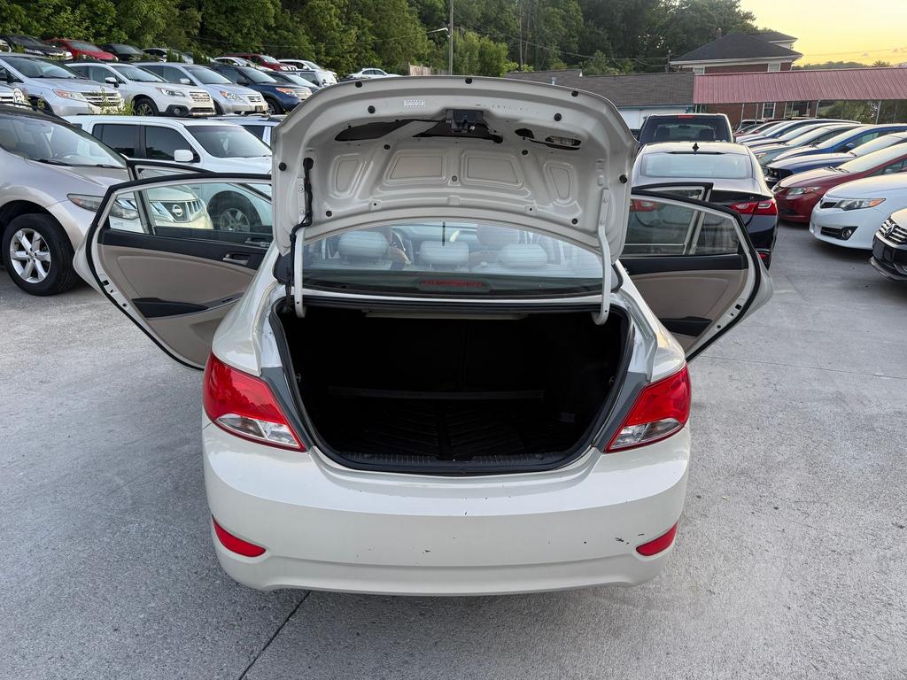 2015 Hyundai Accent - $5,900