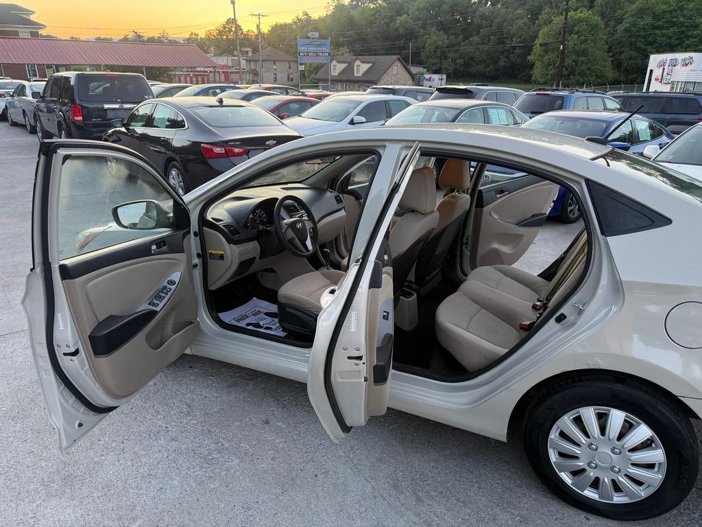 2015 Hyundai Accent - $5,900