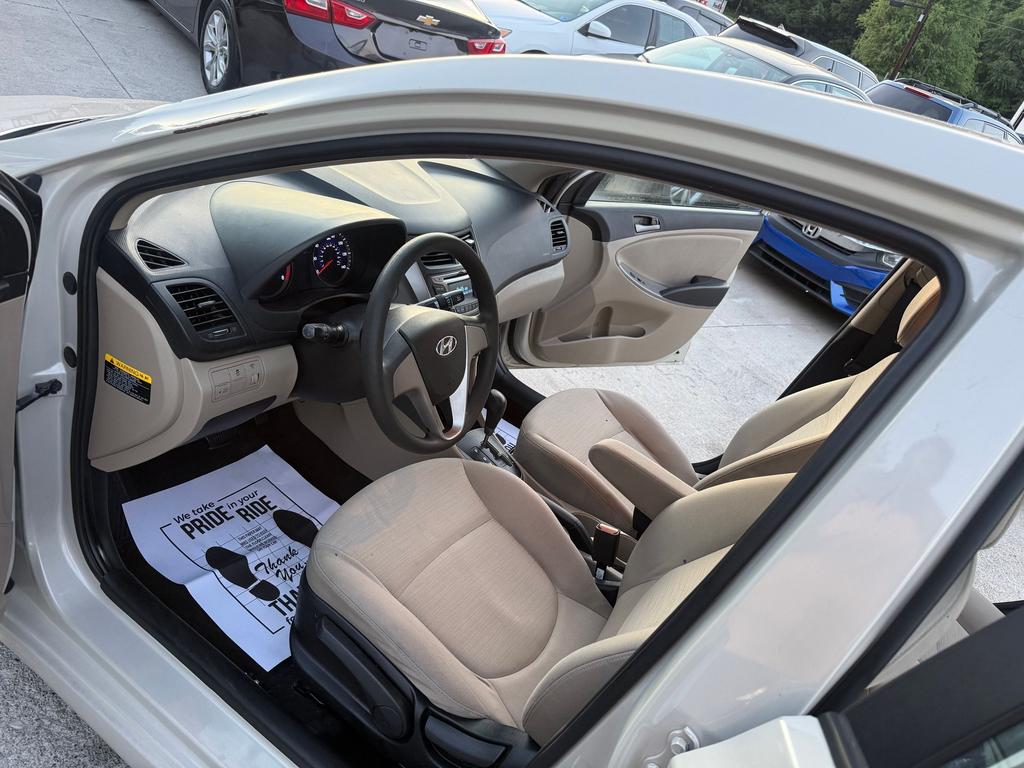 2015 Hyundai Accent - $5,900