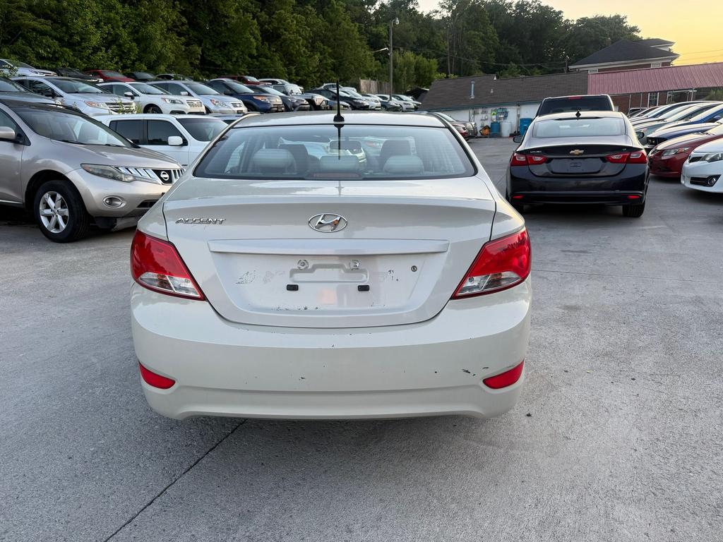 2015 Hyundai Accent - $5,900