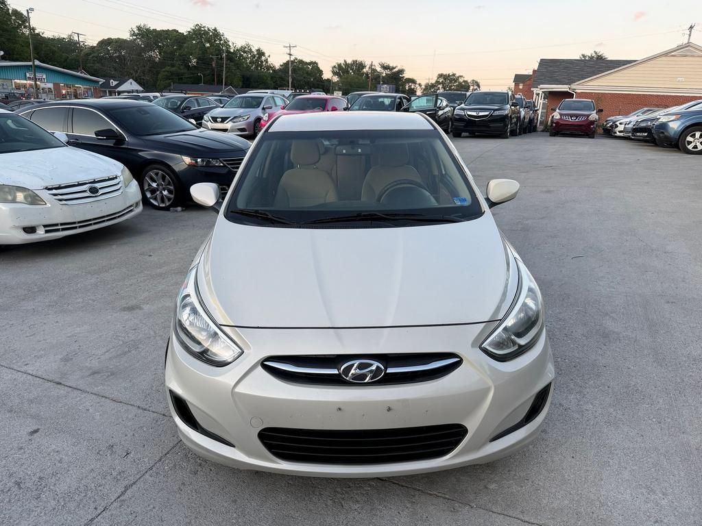 2015 Hyundai Accent - $5,900
