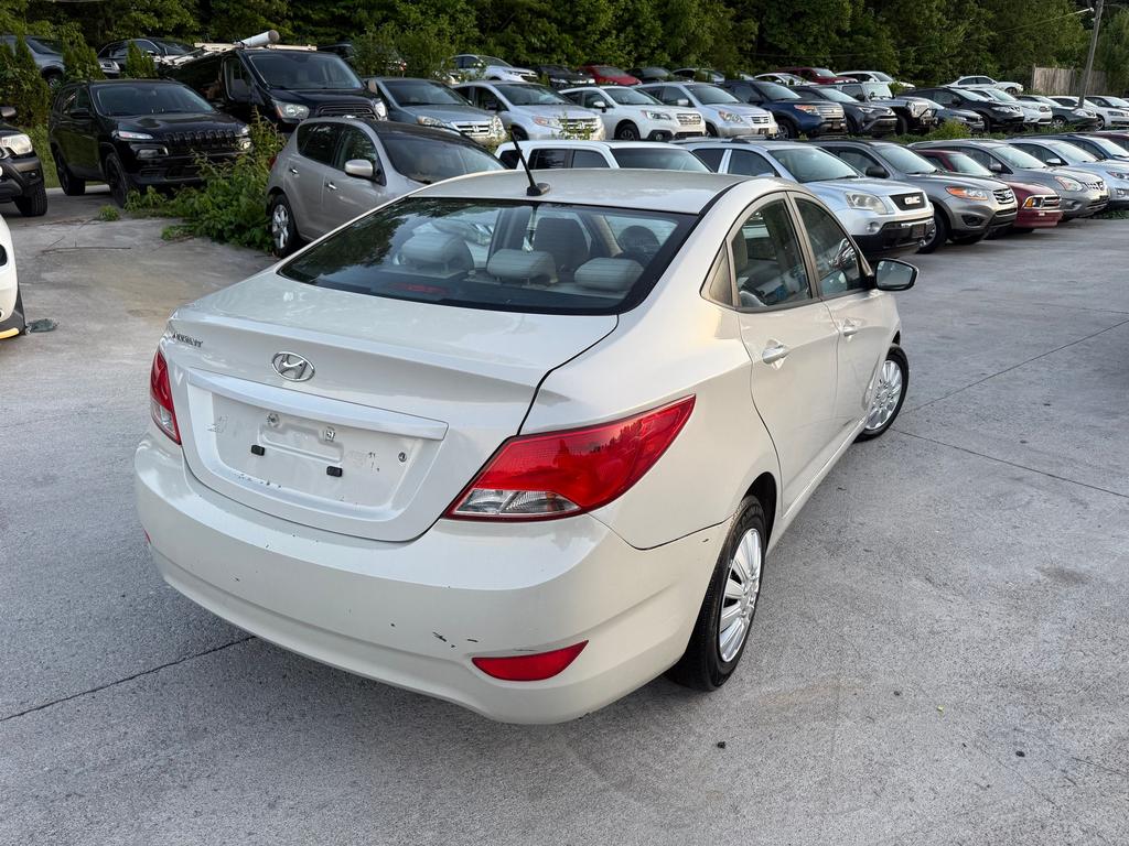 2015 Hyundai Accent - $5,900