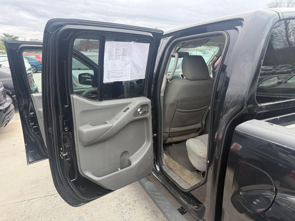 2016 Nissan Frontier - $9,995