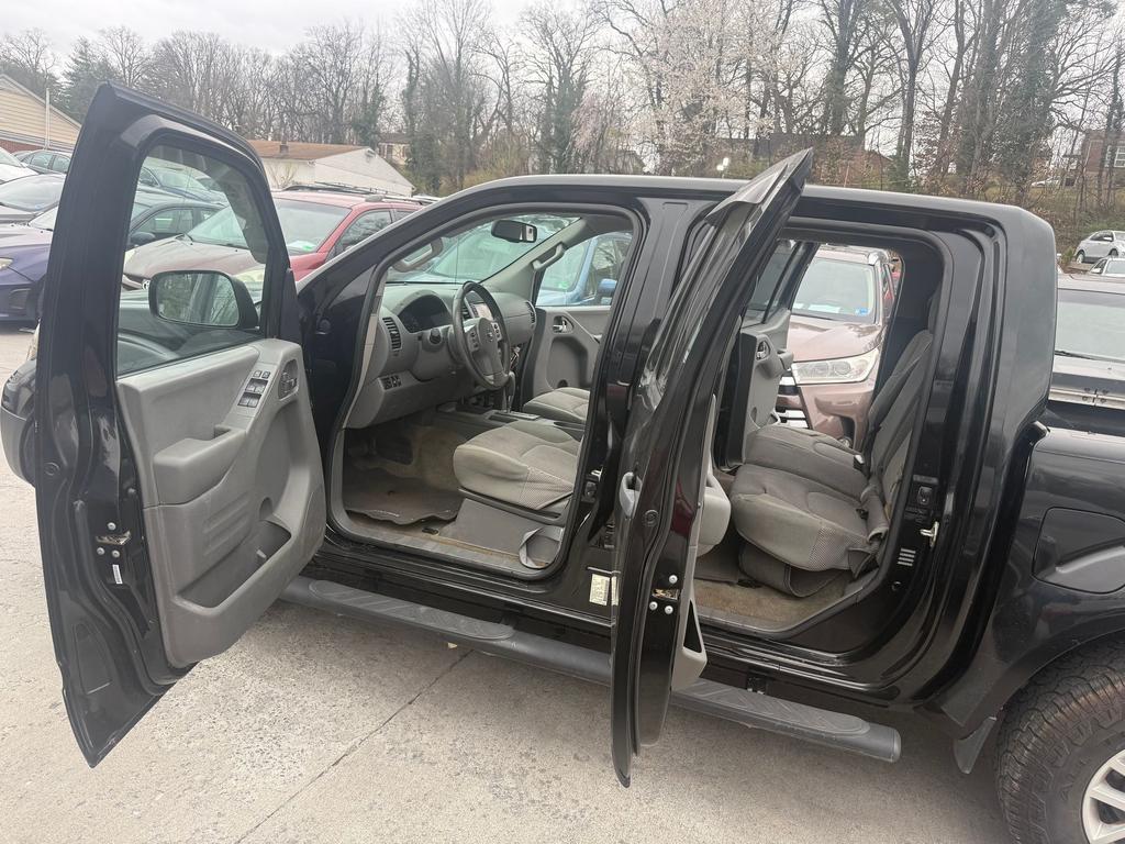 2016 Nissan Frontier - $9,995