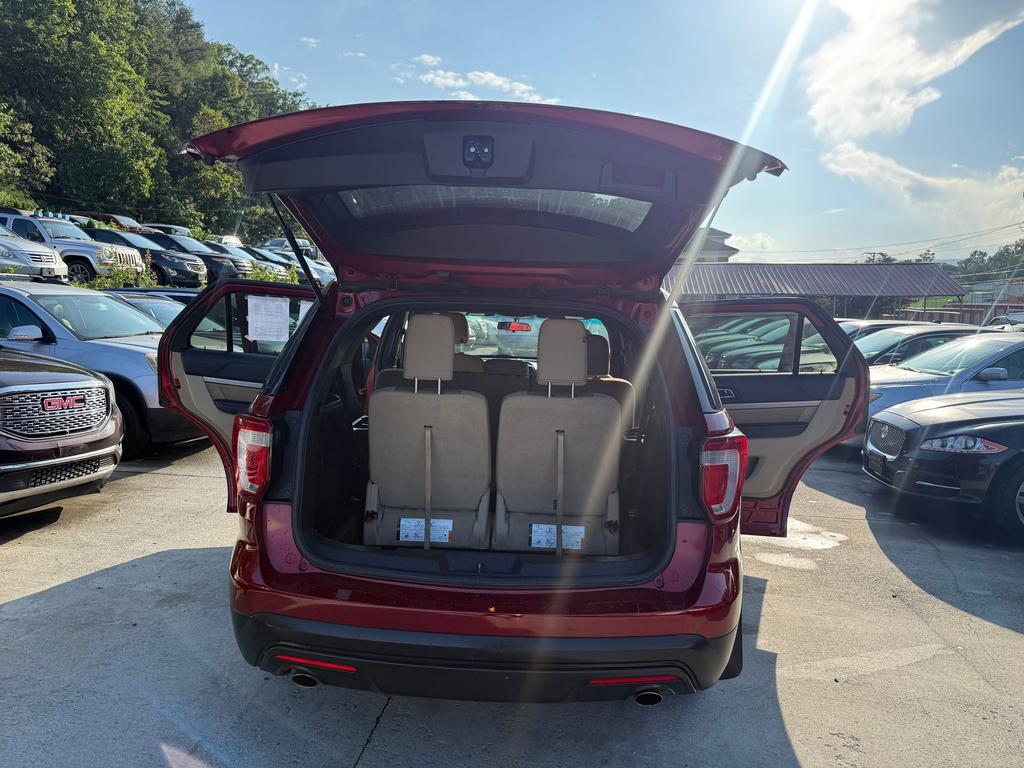 2016 Ford Explorer - $8,500