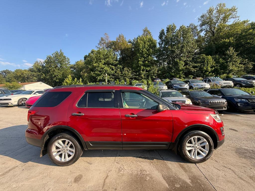 2016 Ford Explorer - $8,500