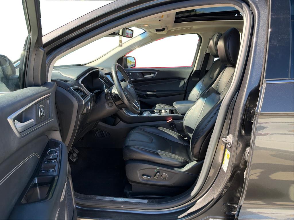2019 Ford Edge - $7,995