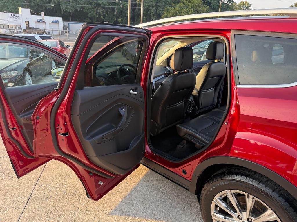 2017 Ford Escape - $9,500