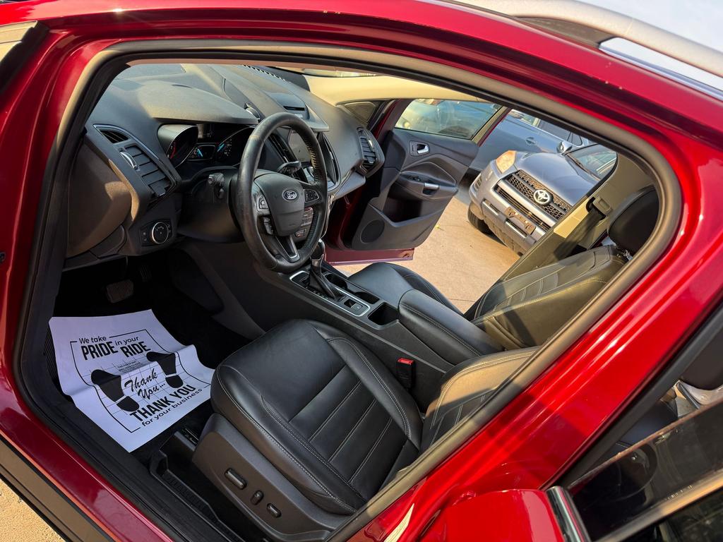 2017 Ford Escape - $9,500