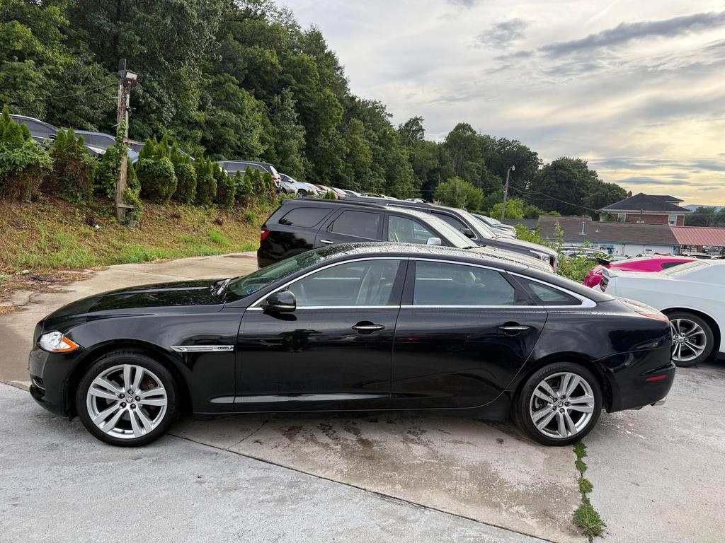 2011 Jaguar XJ - $9,995