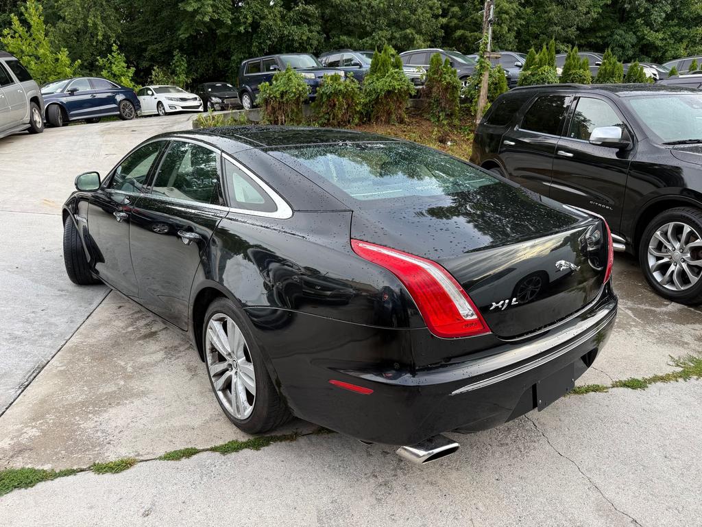 2011 Jaguar XJ - $9,995