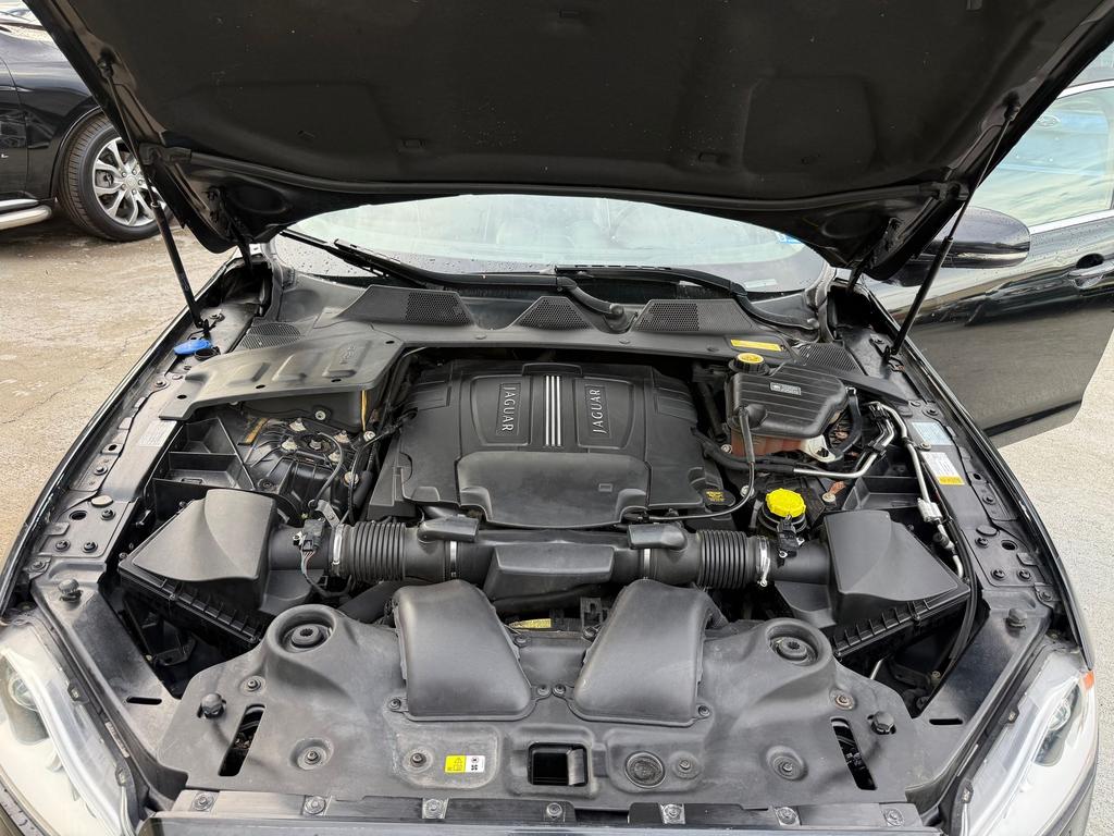 2011 Jaguar XJ - $9,995