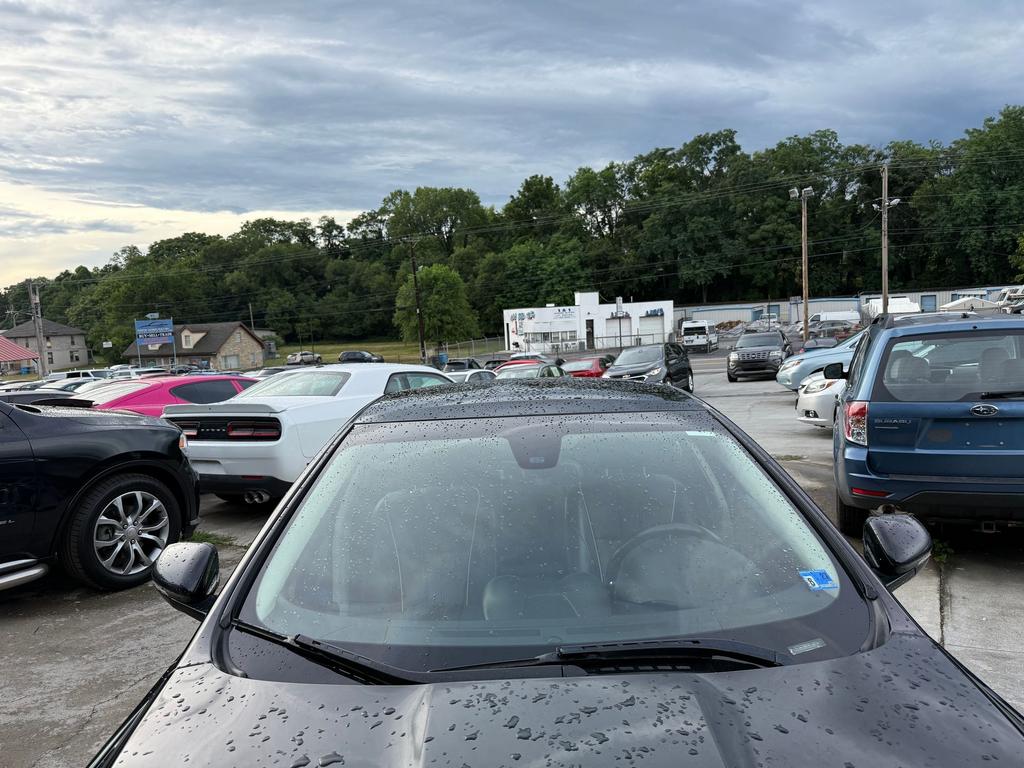 2011 Jaguar XJ - $9,995