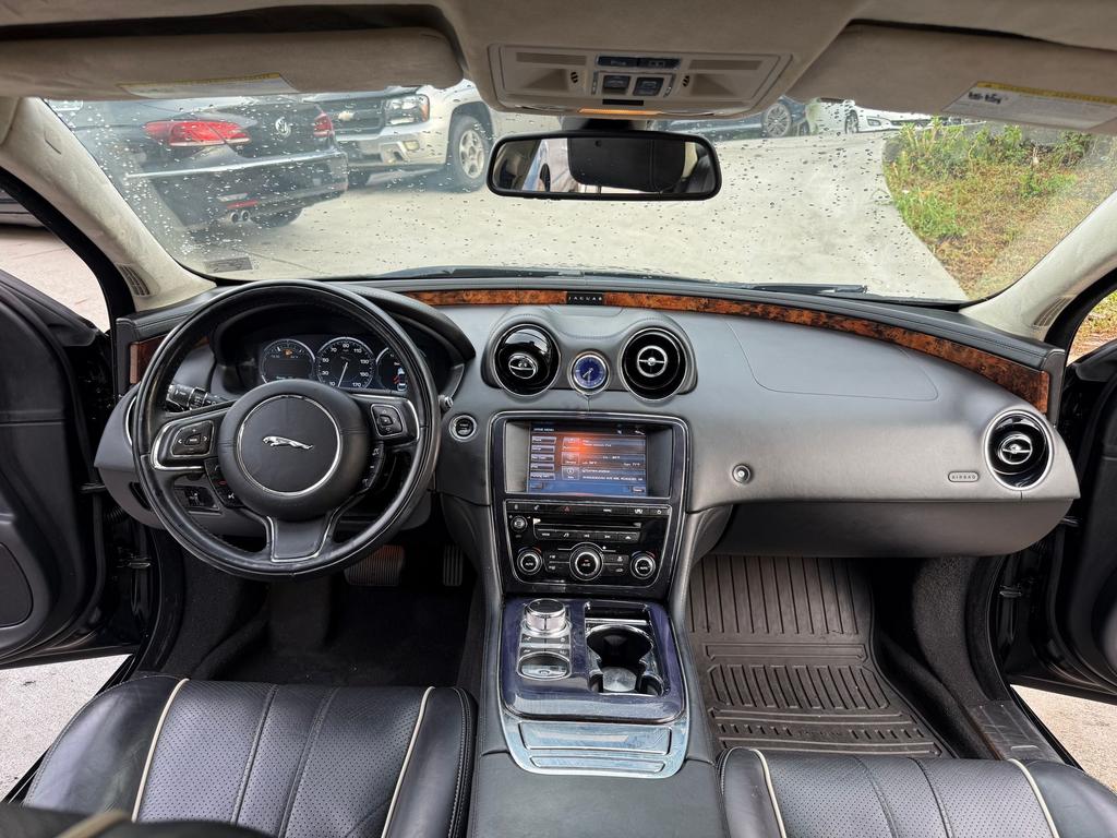 2011 Jaguar XJ - $9,995