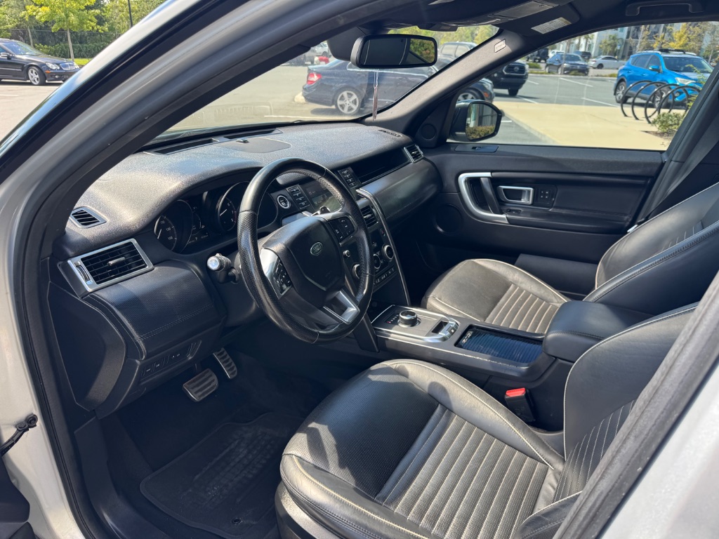 2019 Land Rover Discovery - $13,888