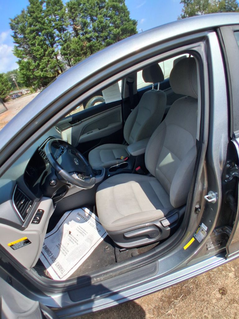 2018 Hyundai Elantra