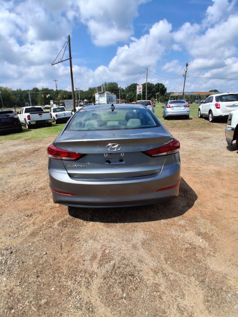 2018 Hyundai Elantra