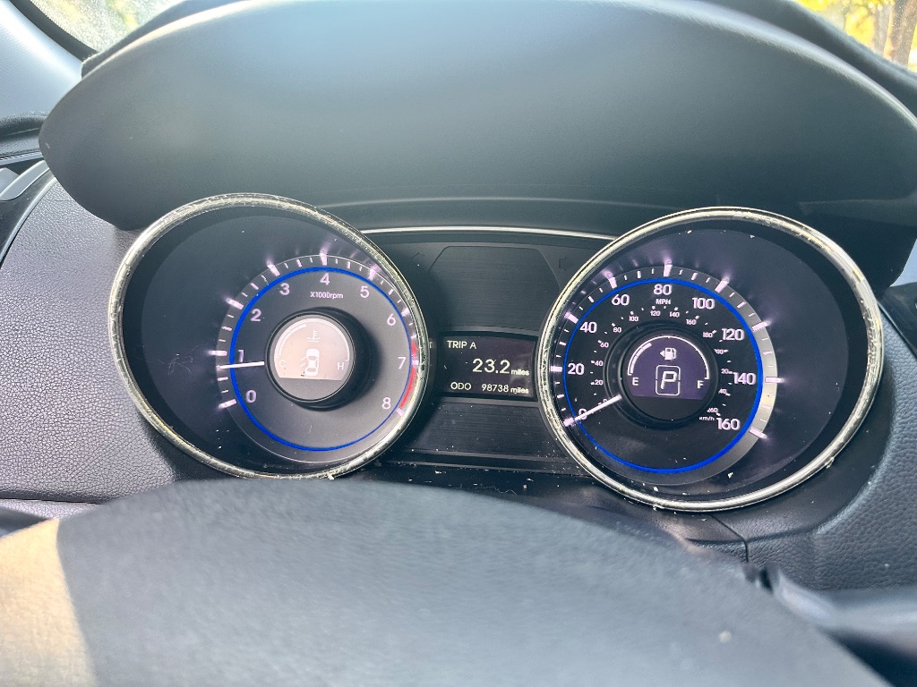 2011 Hyundai Sonata - $6,952