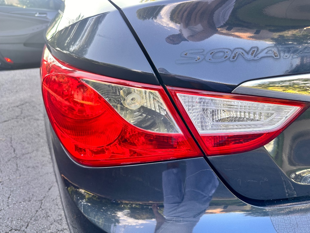 2011 Hyundai Sonata - $6,952