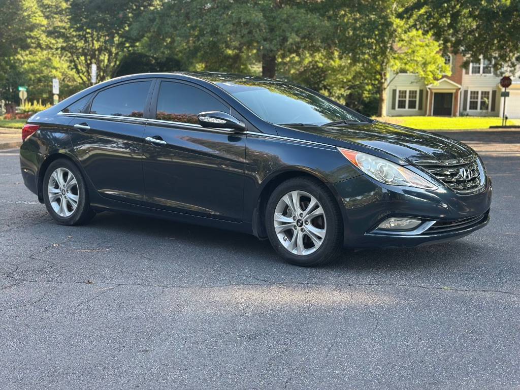 2011 Hyundai Sonata - $6,952