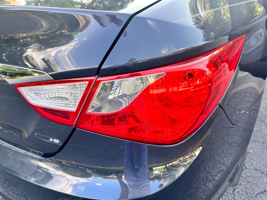 2011 Hyundai Sonata - $6,952