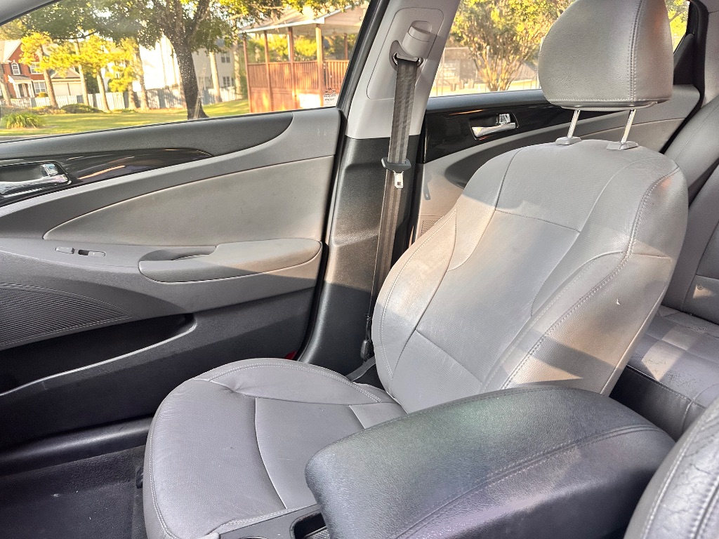 2011 Hyundai Sonata - $6,952