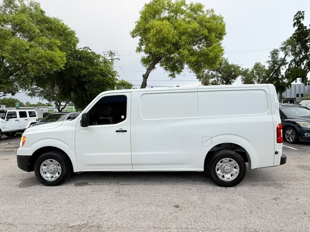 2017 Nissan Nv - $8,950