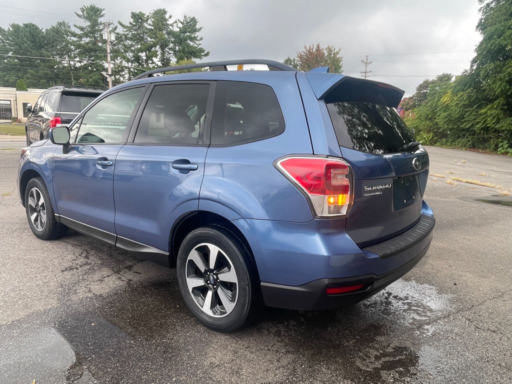 2017 Subaru Forester - $8,999