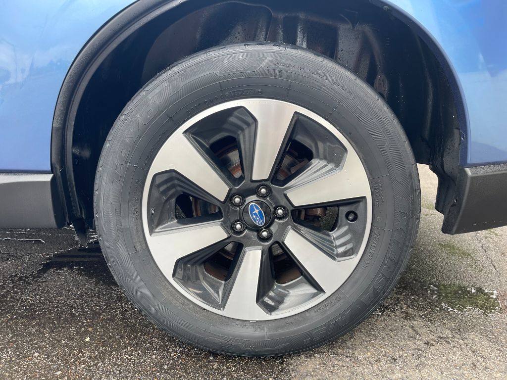 2017 Subaru Forester - $8,999