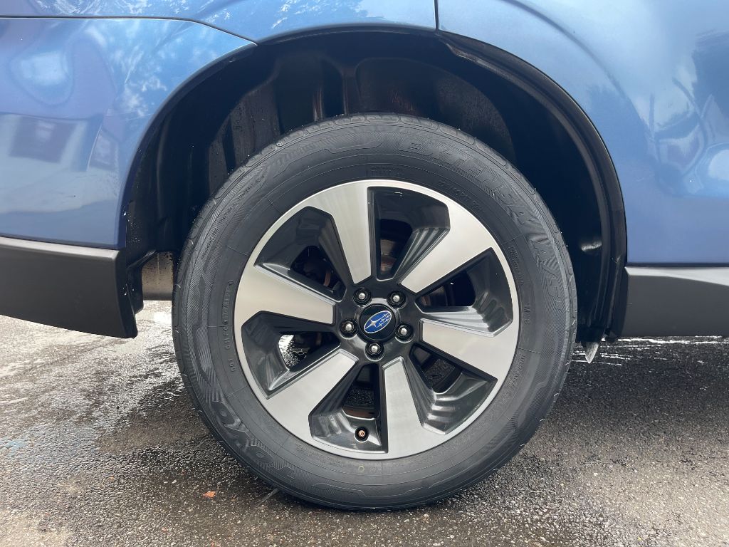 2017 Subaru Forester - $8,999