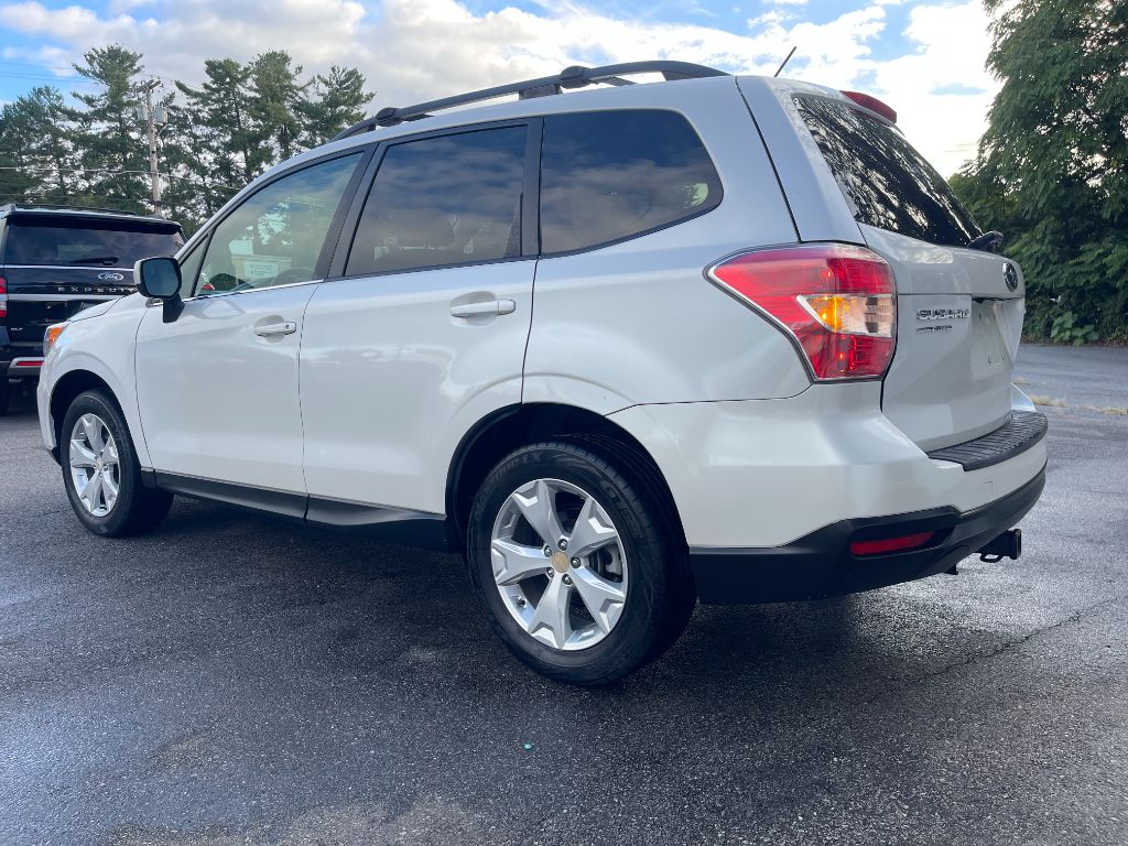 2014 Subaru Forester - $7,999
