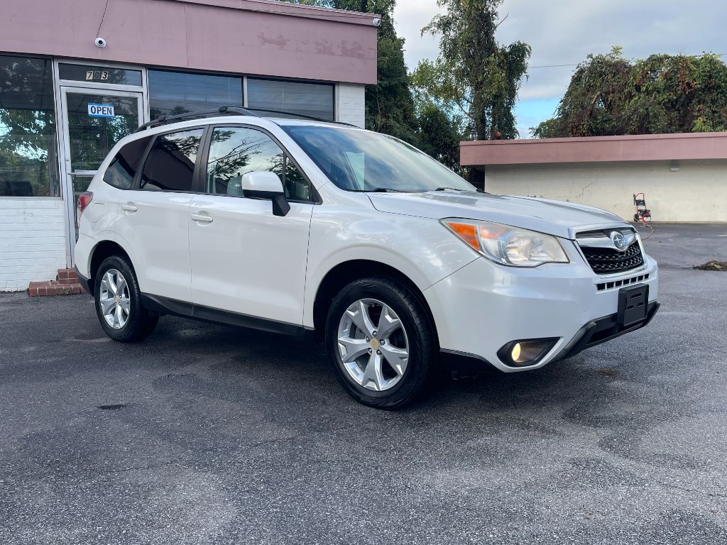 2014 Subaru Forester - $7,999