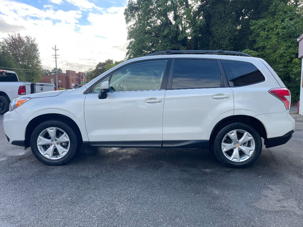 2014 Subaru Forester - $7,999