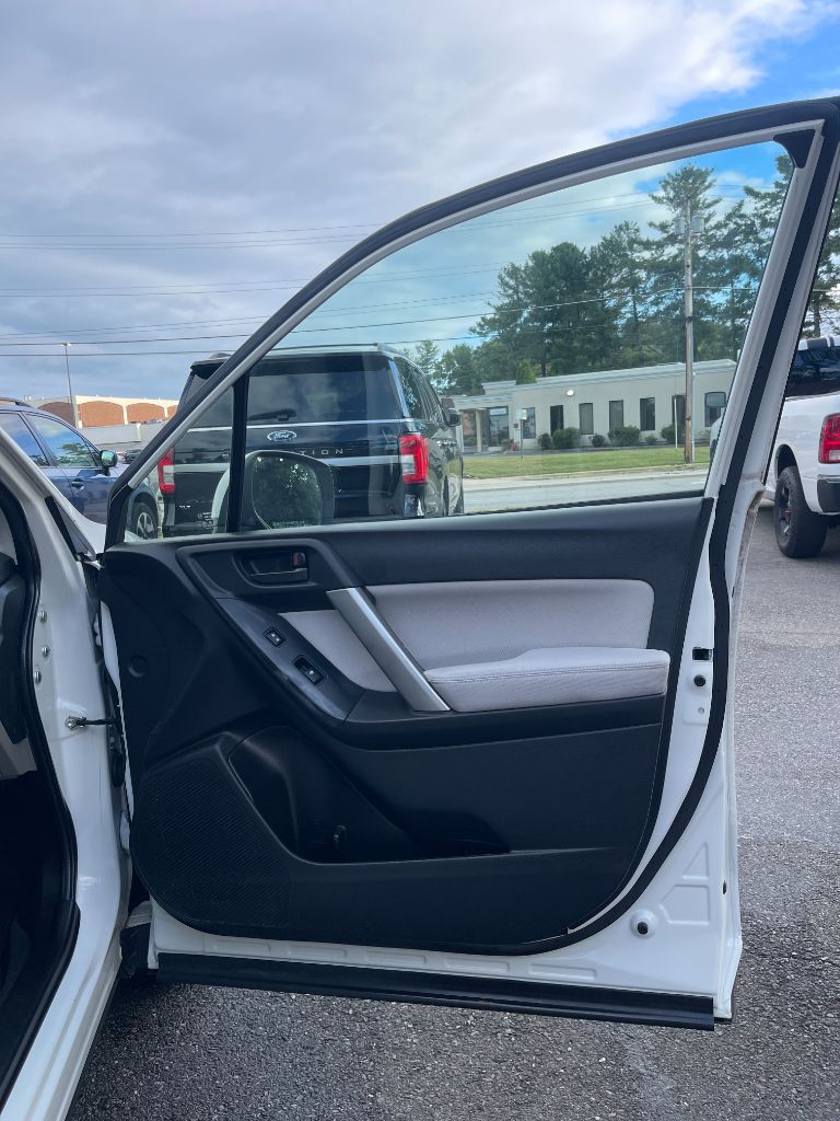 2014 Subaru Forester - $7,999