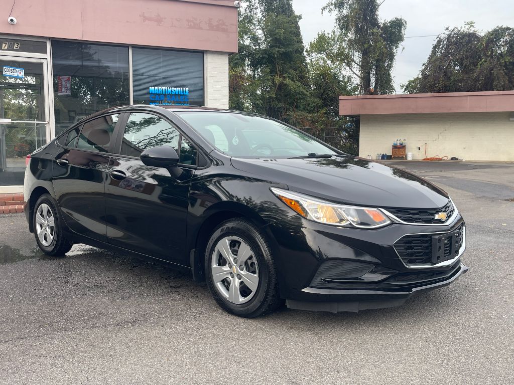 2017 Chevrolet Cruze - $7,999