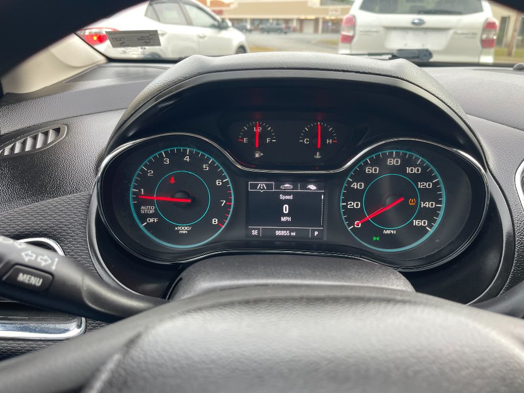 2017 Chevrolet Cruze - $7,999