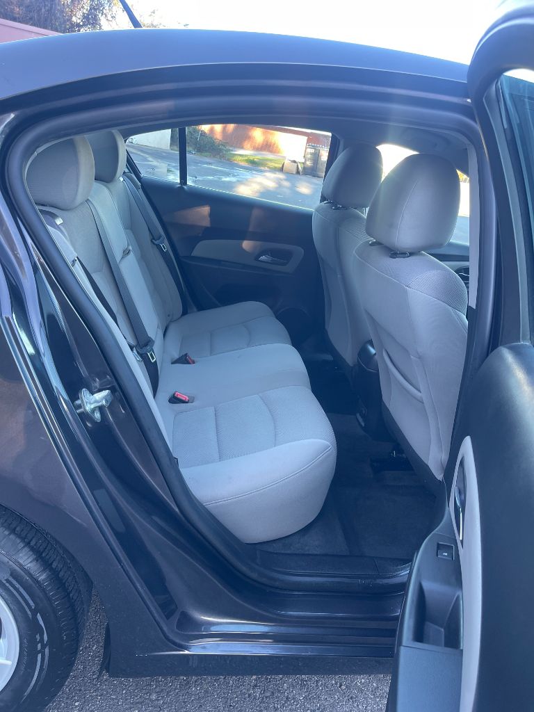 2014 Chevrolet Cruze - $4,999
