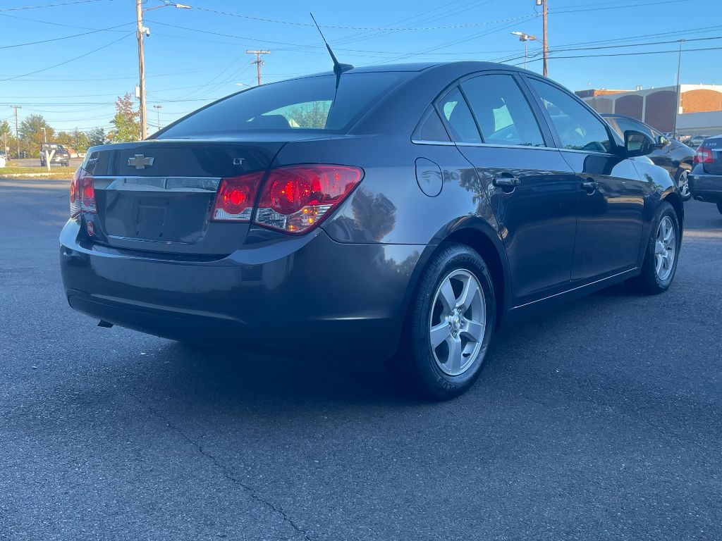 2014 Chevrolet Cruze - $4,999
