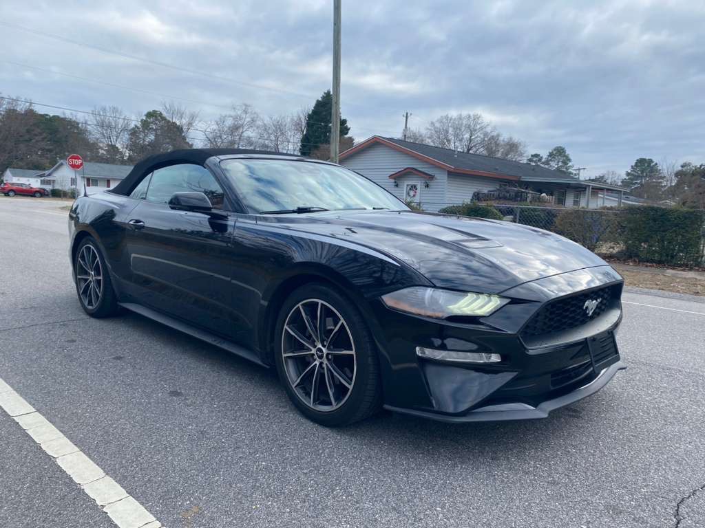 2019 Ford Mustang - $17,500