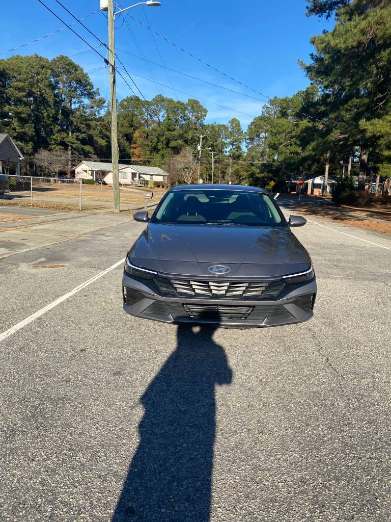 2024 Hyundai Elantra - $16,990