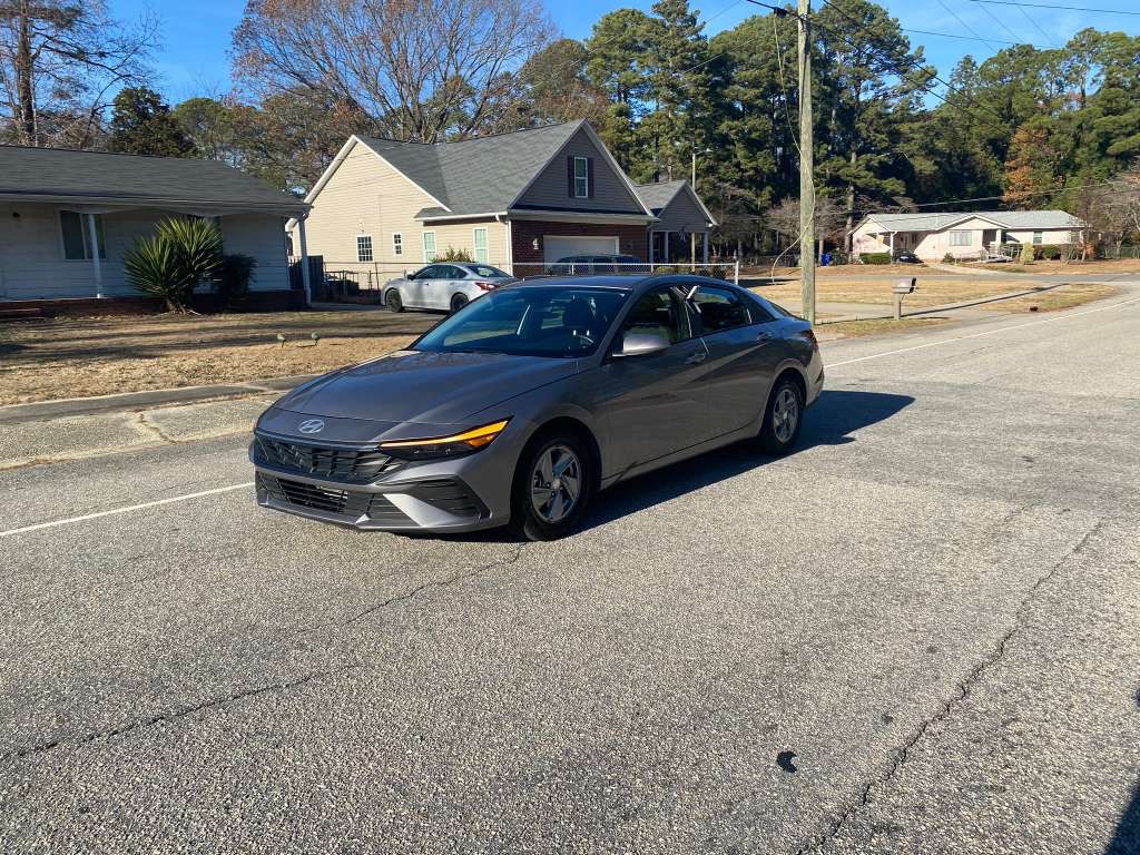 2024 Hyundai Elantra - $16,990