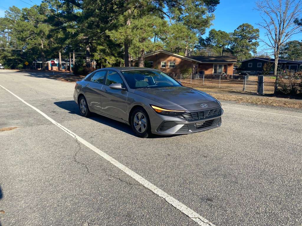 2024 Hyundai Elantra - $16,990