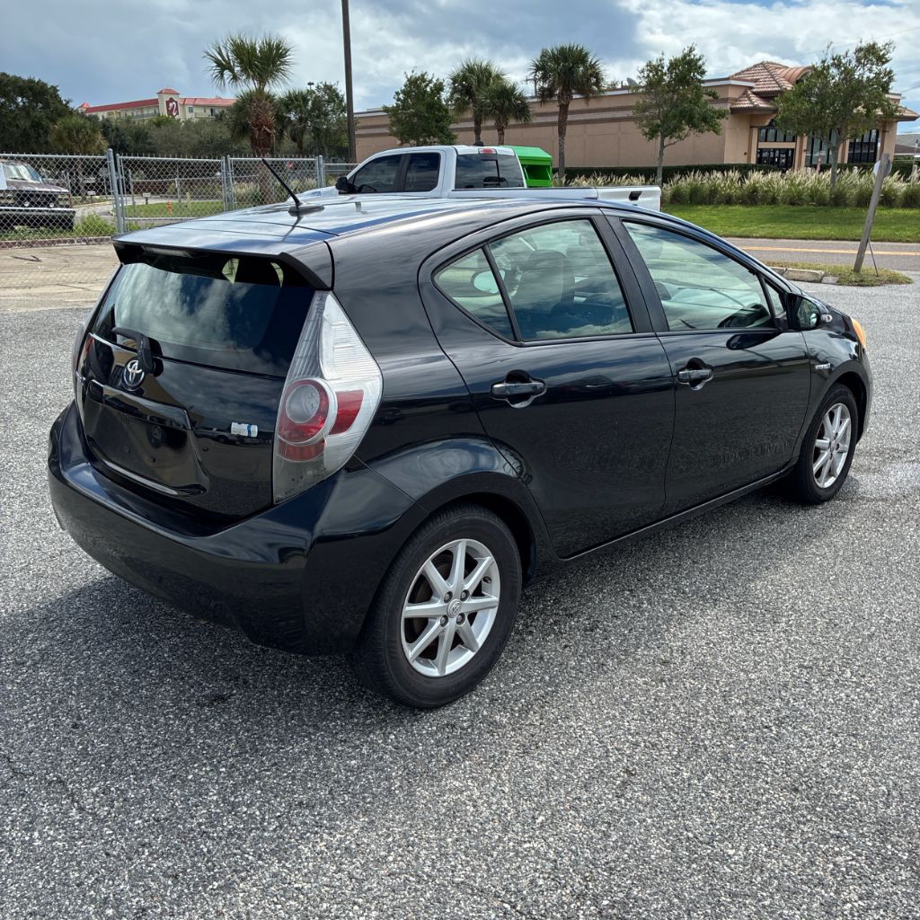 2014 Toyota Prius - $6,472