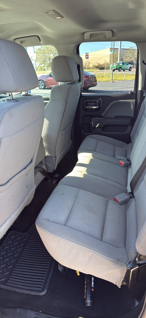 2018 Chevrolet Silverado - $18,997