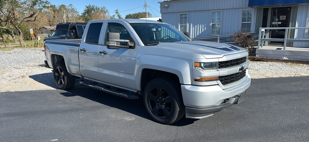 2018 Chevrolet Silverado - $18,997